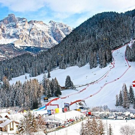 Hotel Dolomiti Ла Виля Екстериор снимка
