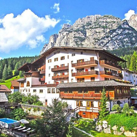 Hotel Dolomiti Ла Виля Екстериор снимка