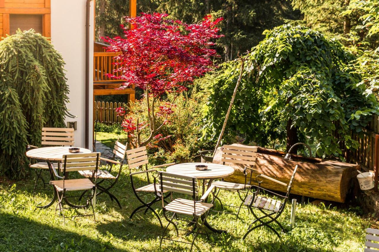 Hotel Dolomiti Ла Виля Екстериор снимка