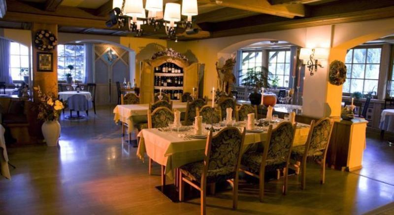 Hotel Dolomiti Ла Виля Екстериор снимка