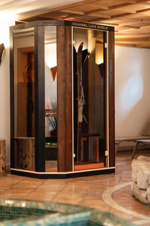 Hotel Dolomiti Ла Виля Екстериор снимка
